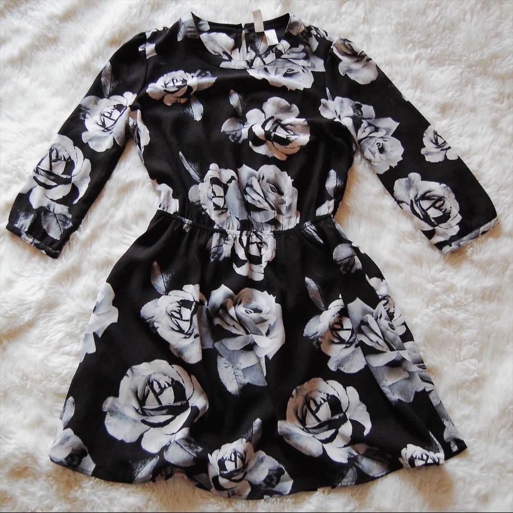Forever 21 | Black Floral Dress